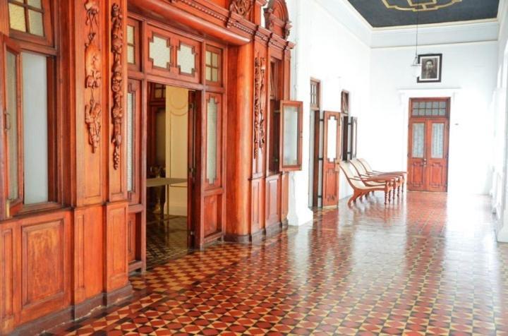 Hôtel Mansion à Kandy Extérieur photo